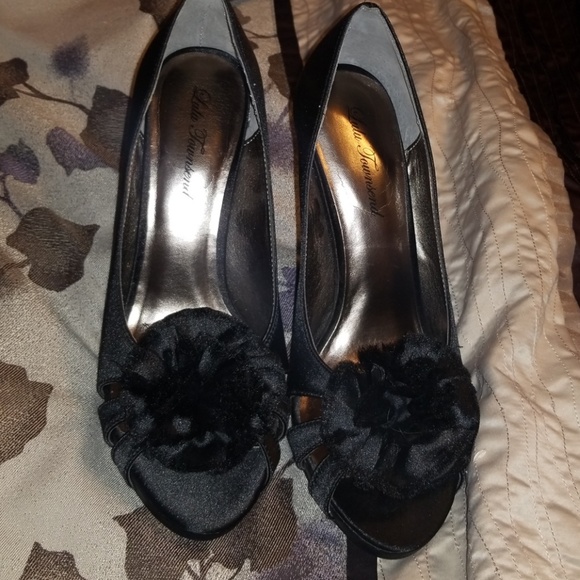 2/$18Lulu Townsend heels# - Picture 1 of 6